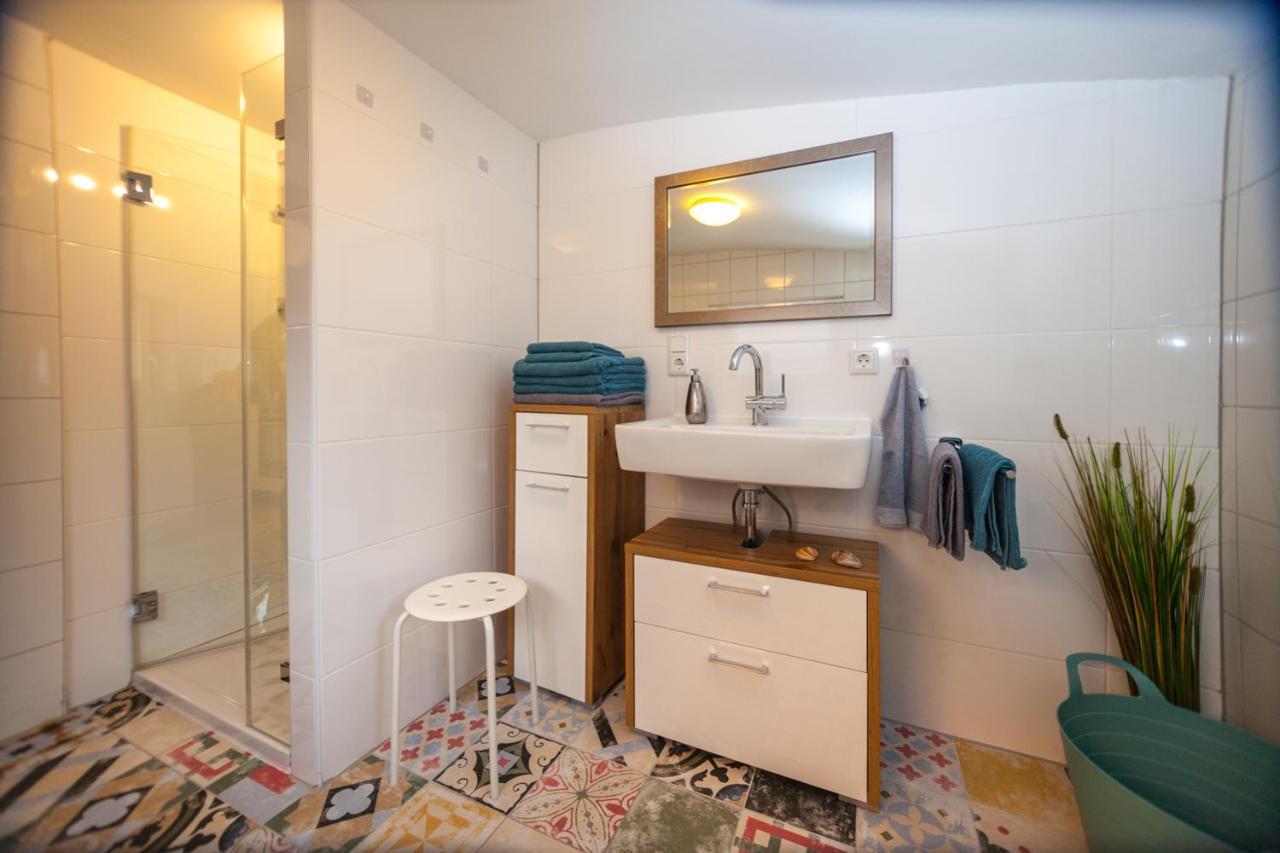 Apartmenthaus Lorbach โซลิงเงน ภายนอก รูปภาพ