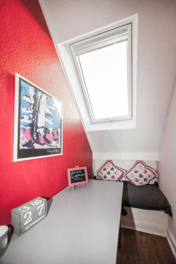 Apartmenthaus Lorbach โซลิงเงน ภายนอก รูปภาพ