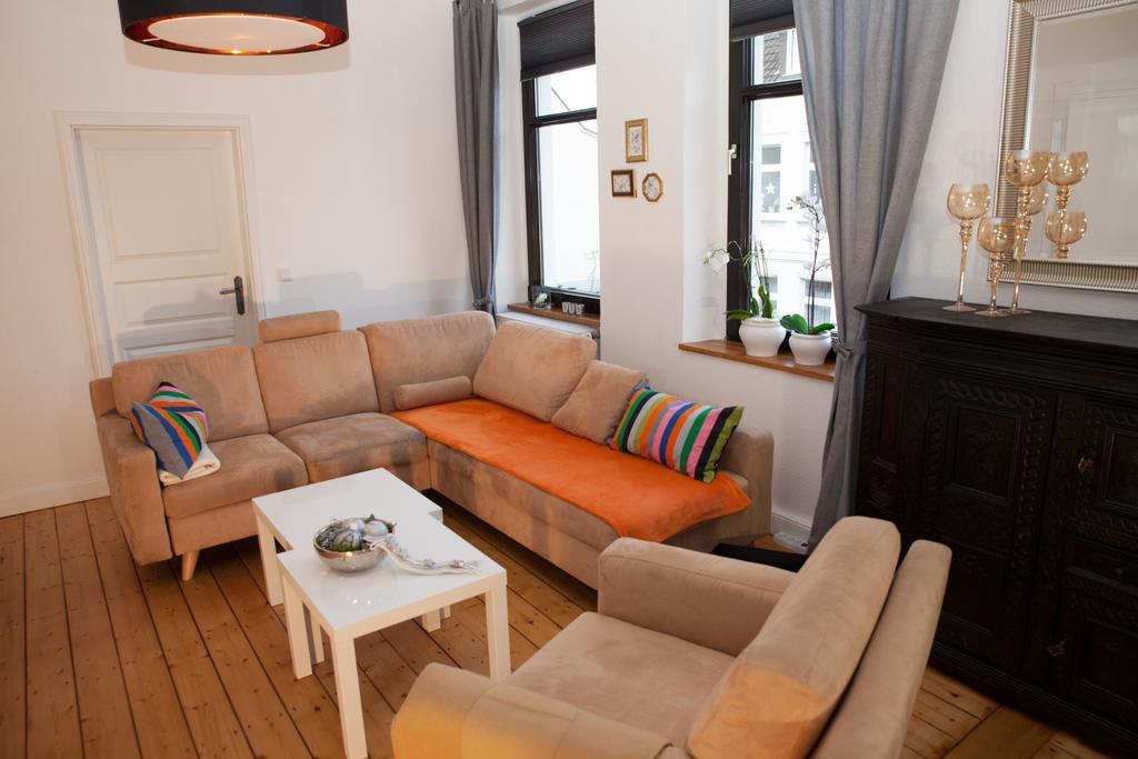 Apartmenthaus Lorbach โซลิงเงน ภายนอก รูปภาพ